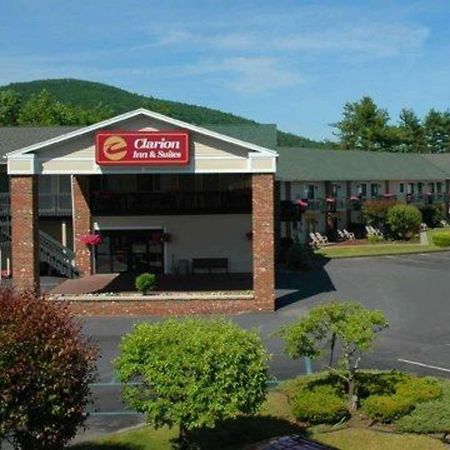 Clarion Inn & Suites At The Outlets Of Lake George Exteriör bild